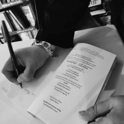 Received 1109113707156095